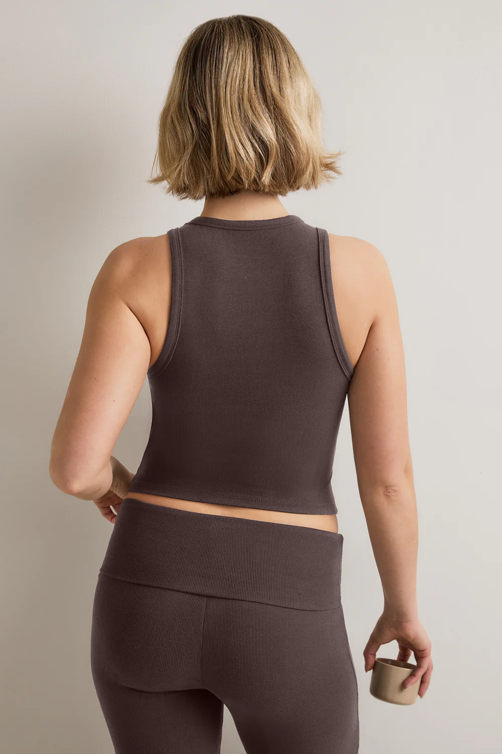 365 Sculpting Lounge Longline Logo Racer Vest - Espresso - Image 5