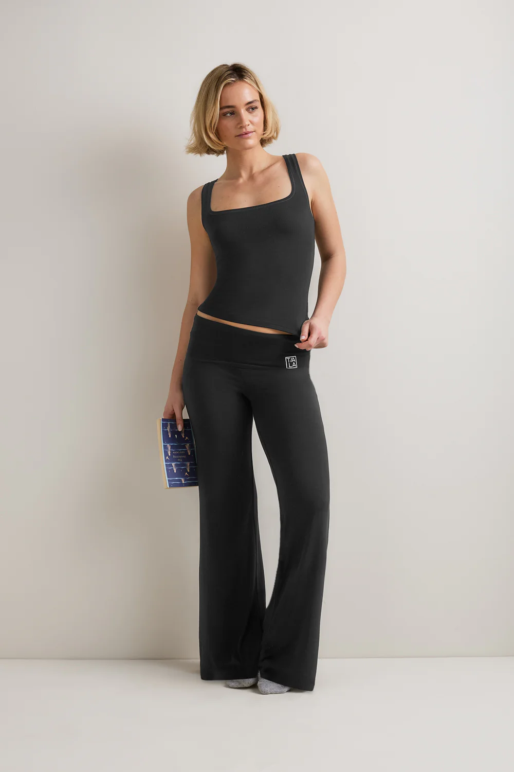 365 Sculpting Lounge Square Neck Vest - Shadow Black - Image 4