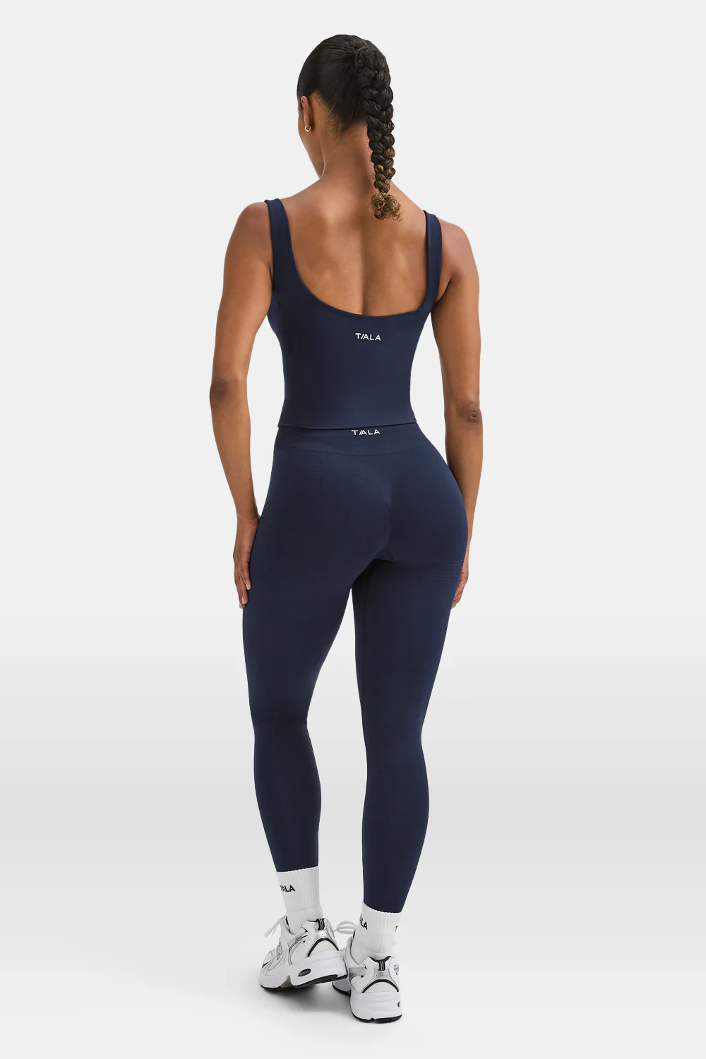 Sculpt Seamless Scrunch Legging - Navy Marl - Image 4