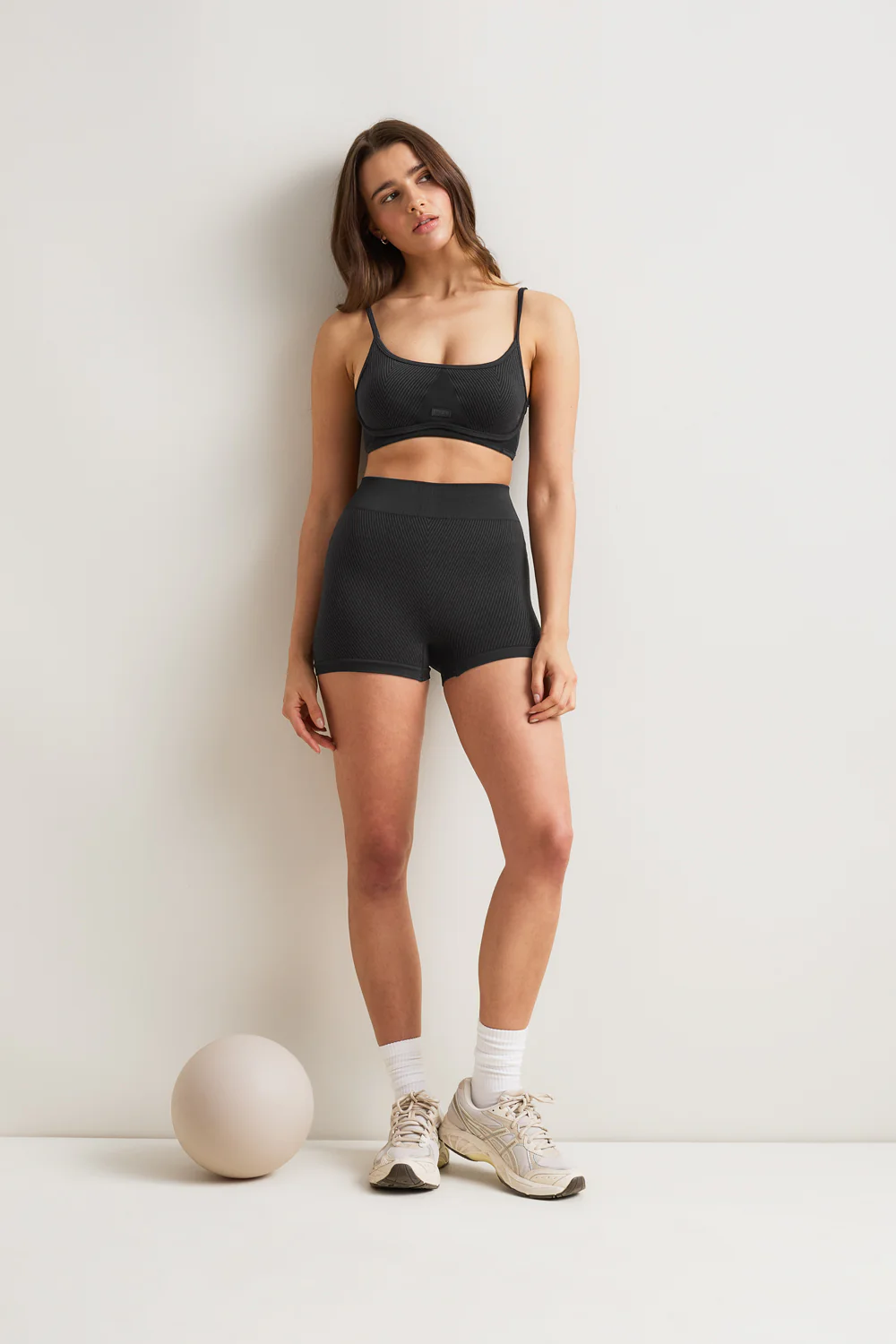 Seamless Rib Shorts - Vintage Black - Image 3