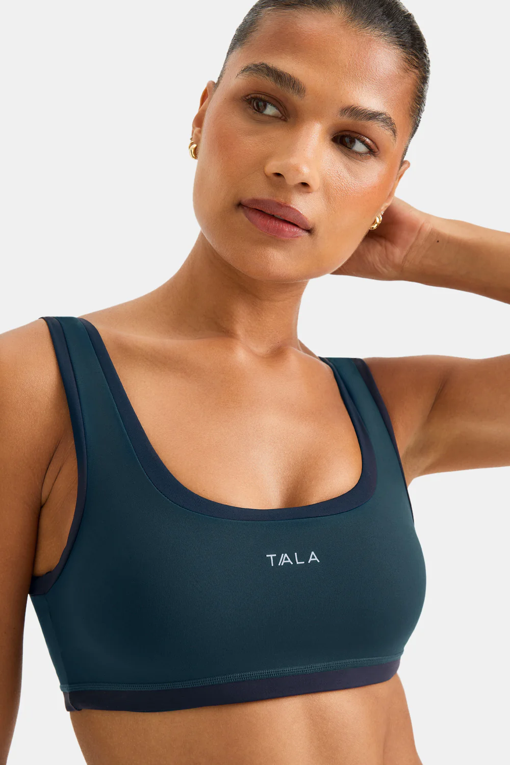 SkinLuxe Contrast Edge Sports Bra - Rich Teal / Midnight Navy - Image 5