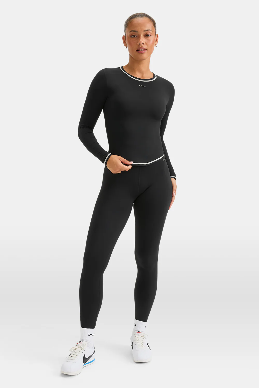 UltraLite Contrast Stitch Long Sleeve Active Top - Black - Image 3