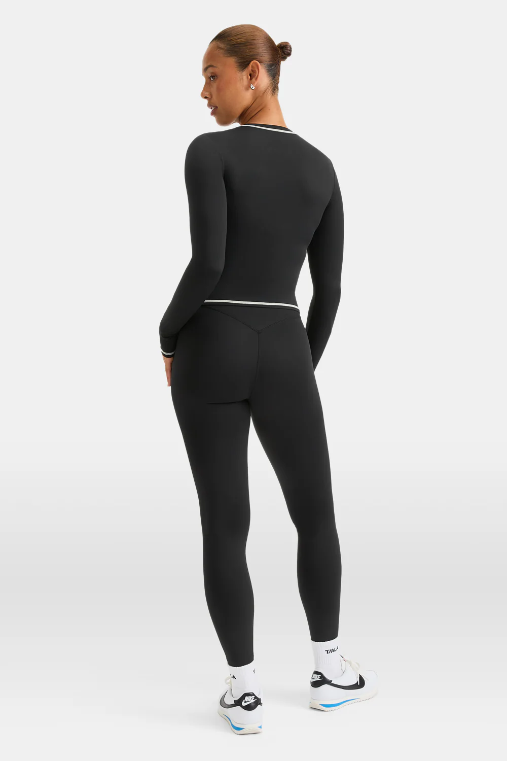 UltraLite Contrast Stitch Long Sleeve Active Top - Black - Image 4
